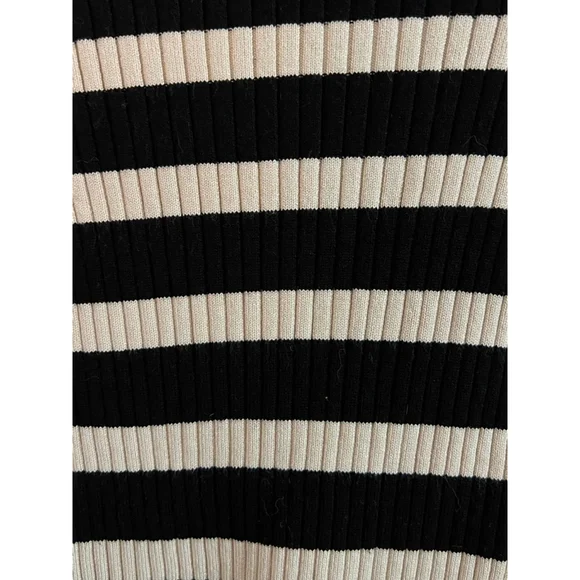 NOISY MAY Black & Beige Striped Ribbed Crew Neck Sweater Women’s Size S EUC - Picture 5 of 10